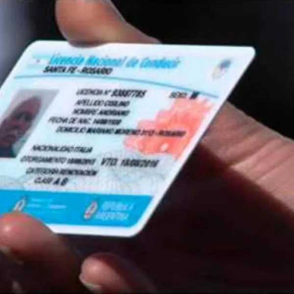 Una red ofrecía licencias de conducir falsas por 5 mil pesos