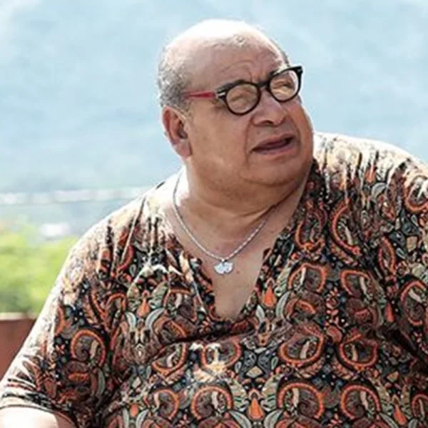 Roly Serrano se hizo pasar por Diego Maradona para dar autógrafos
