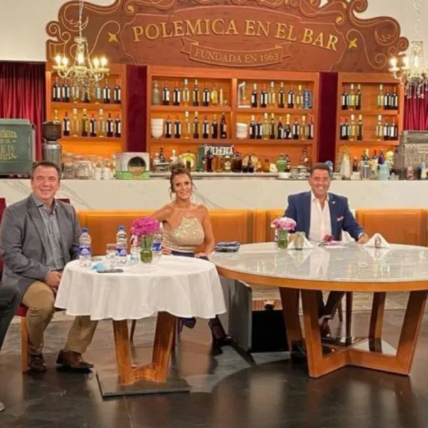 Polémica en el Bar: Todos aislados por casos de covid-19