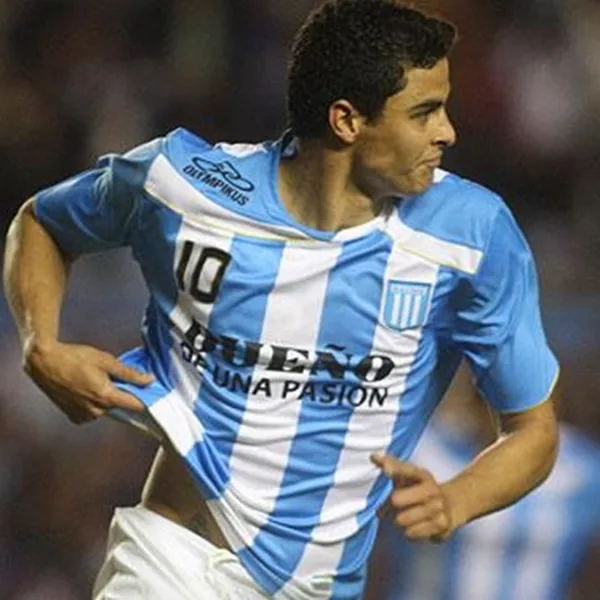 Racing negocia por la vuelta de Giovanni Moreno