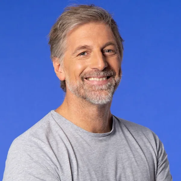 Horacio Cabak: a punto de recibir al alta por covid tuvo que ser internado