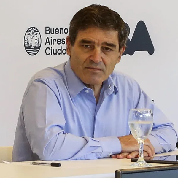 Fernán Quirós: "si no bajan los casos, vamos a tener que hacer algo"