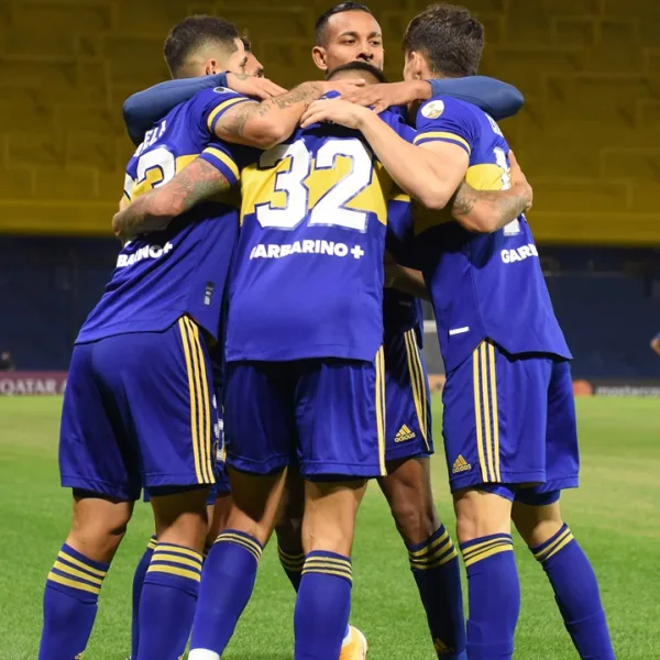 Boca goleó a The Strongets y clasificó a octavos de final de la Copa Libertadores