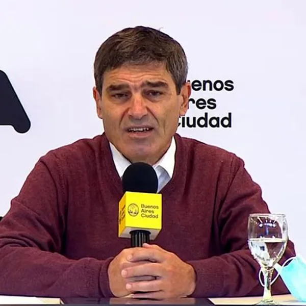 Quirós: "Es evidente que la variante Delta está viniendo a la Argentina con las personas que están retornando"