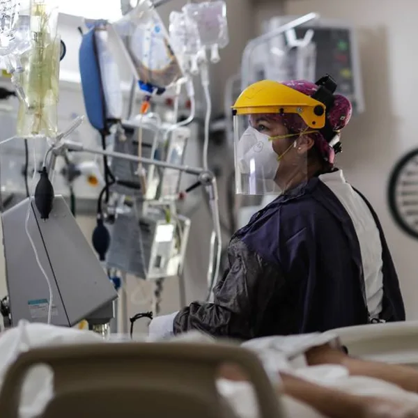 La OMS advierte la aparición de nuevas variantes "más peligrosas" del virus