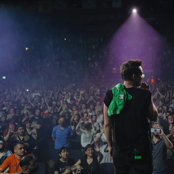 Chano volvió a los escenarios para brindar una noche mágica