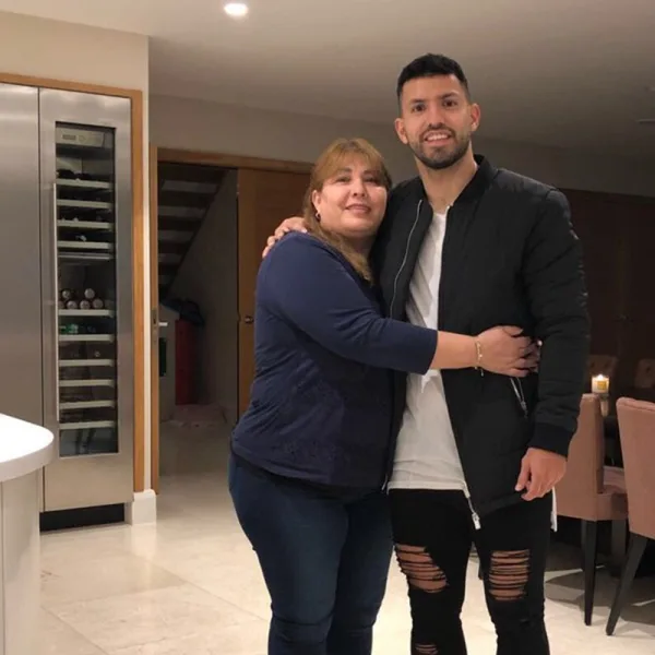 Adriana, la mamá del Kun: "Viene otra etapa en tu vida y lo único que voy a pedirte es que seas feliz"