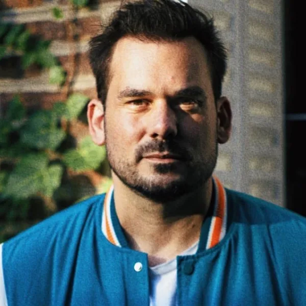 Bambi estrenó su nuevo single "Parte"