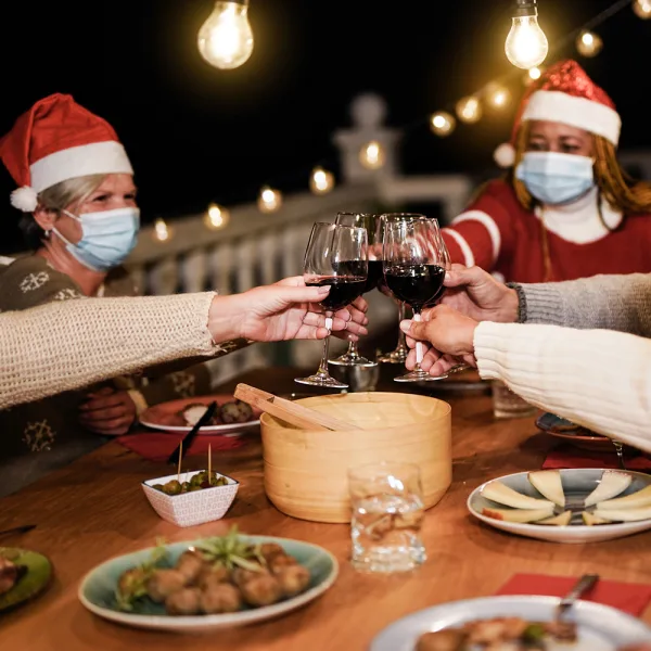 Qué se recomienda para evitar los contagios de COVID-19 en Navidad y Año Nuevo