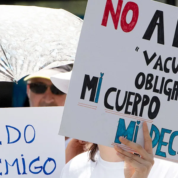 Pase Sanitario: venden certificados truchos para no vacunados