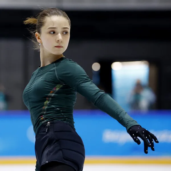 La patinadora rusa Kamila Valieva podrá seguir compitiendo en los Juegos Olímpicos de Invierno