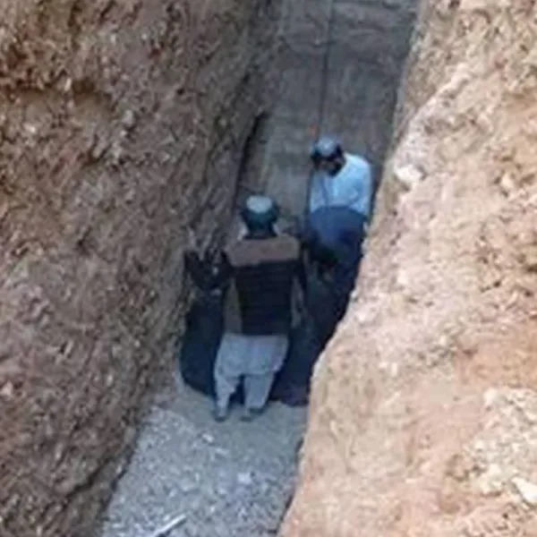 Murió el niño que cayó a un pozo en Afganistán