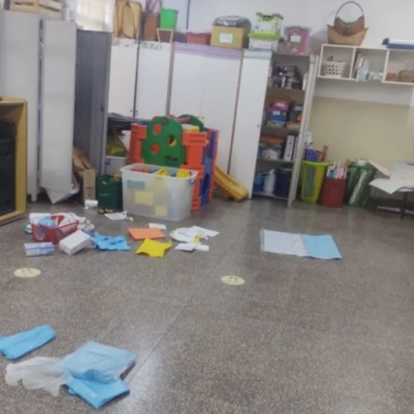 Ciudad Evita: Robaron en un jardín de infantes y destruyeron todo