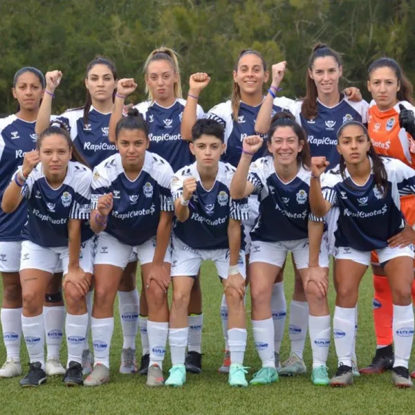 El fútbol femenino marcha tras las denuncias al técnico argentino por acoso sexual