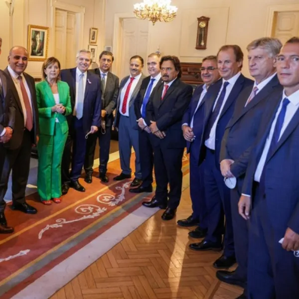 Gobernadores le presentarán al Presidente un proyecto para ampliar la Corte Suprema