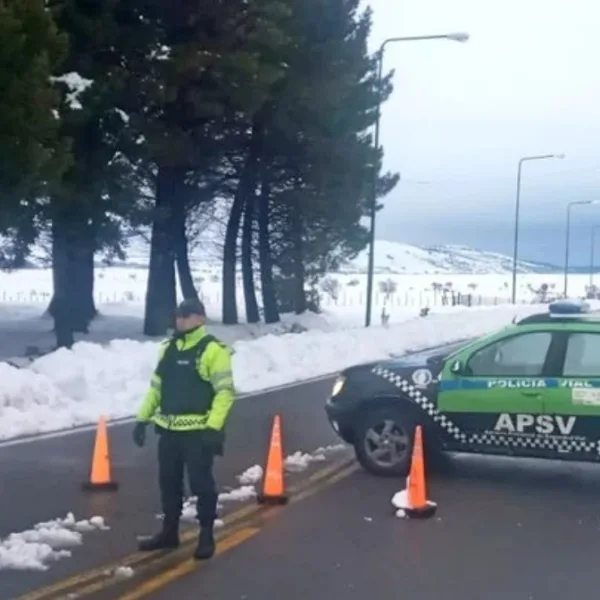 Chubut declaró "emergencia climática" por 30 días por el temporal de nieve y lluvias