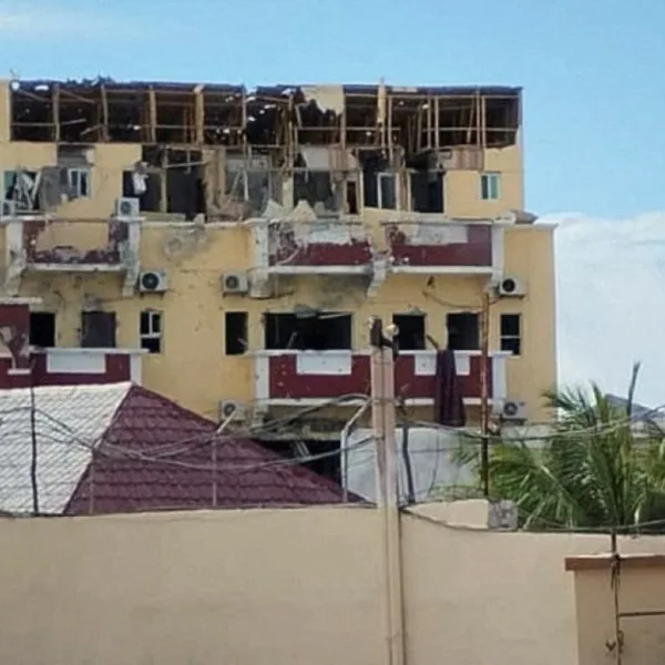 Somalia: 12 muertos en un ataque con toma de rehenes en un hotel