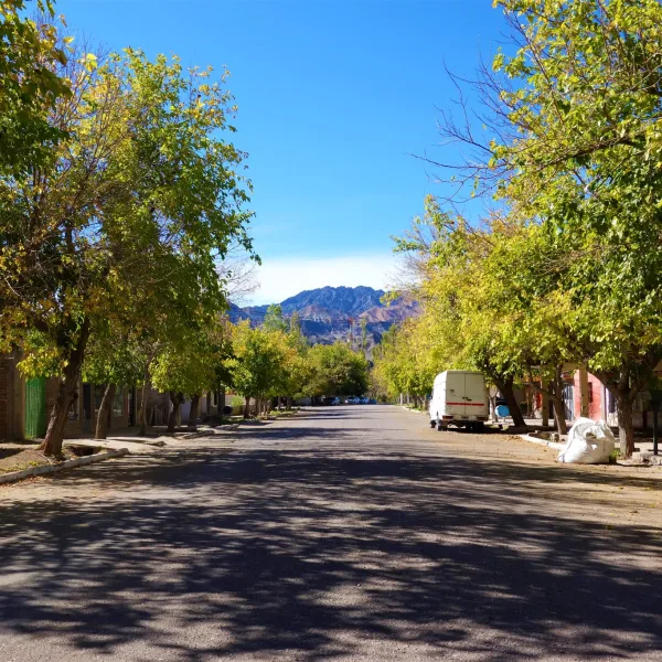 El twittero argentino que te lleva a los lugares ocultos del país