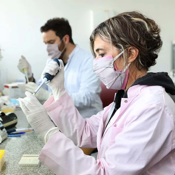 Científicos argentinos avanzan en la formulación de vacunas de nueva generación