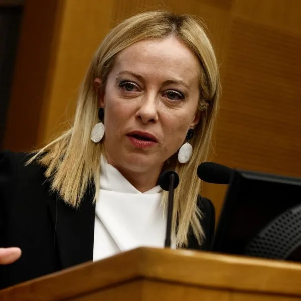 Giorgia Meloni juró como primera ministra de Italia