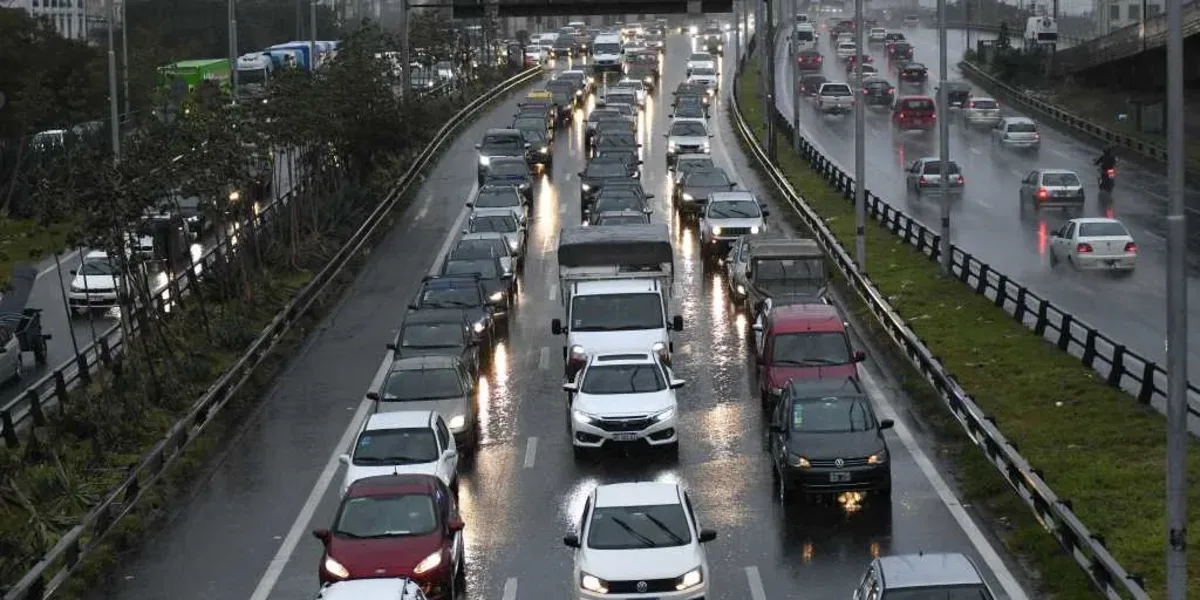 Fin de semana largo: hay tránsito intenso en las rutas bonaerenses ...
