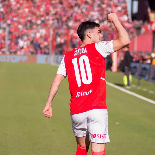 Alan Soñora no renovó su contrato y se despide de Independiente 