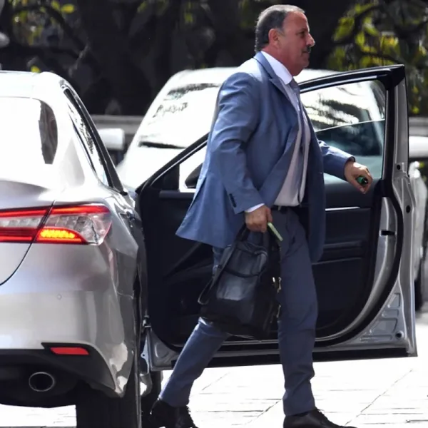 Un gobernador calificó a la UCR de "prostituta barata del PRO" y el partido le respondió