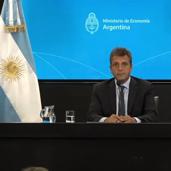 Massa anunció un proceso de recompra de la deuda externa argentina por US$ 1.000 millones