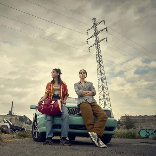 Carolina Yuste y Camila Sodi protagonizan la comedia "Sin huellas"