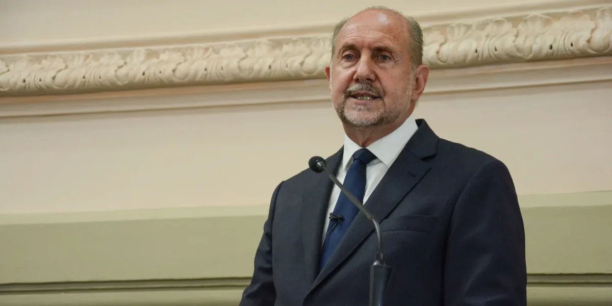 Santa Fe: el Gobierno ofreció un 40% de aumento a estatales y docentes ...