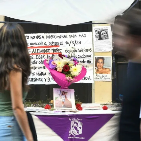 San Telmo: Montaron un santuario en recuerdo de María Isabel Aquino, víctima de femicidio