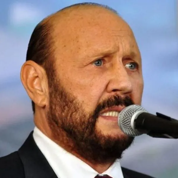 Gildo Insfrán oficializó el desdoblamiento de las elecciones en Formosa