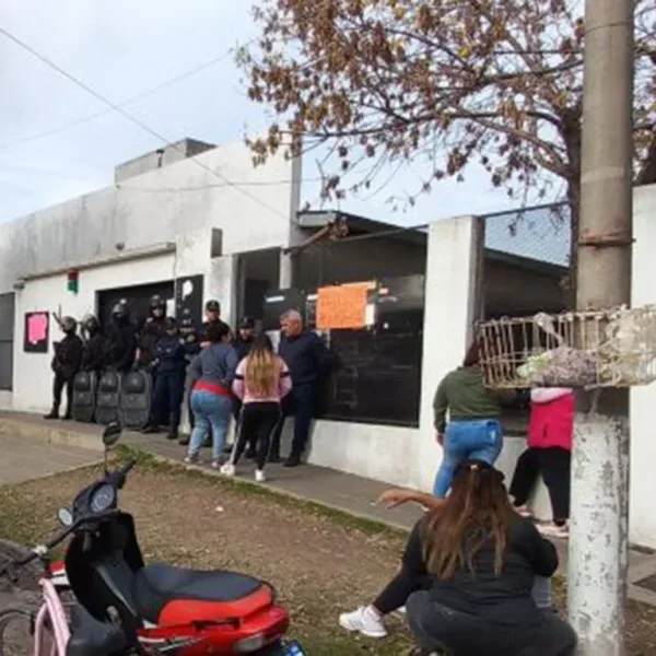 Femicidio en Bella Vista: asesinaron a una mujer y buscan a su exnovio