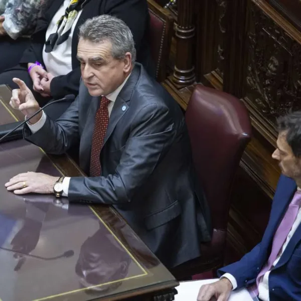 Rossi: "Estamos viajando a una velocidad del 100% de inflación"