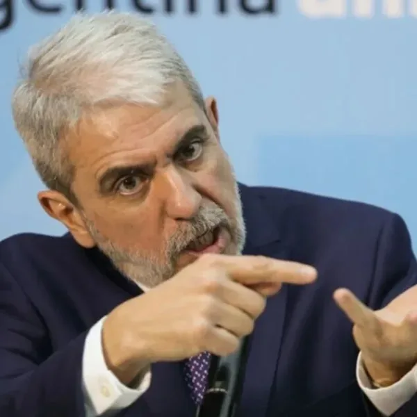 Aníbal Fernández cargó contra La Cámpora: "Le hicieron la vida imposible al Presidente"