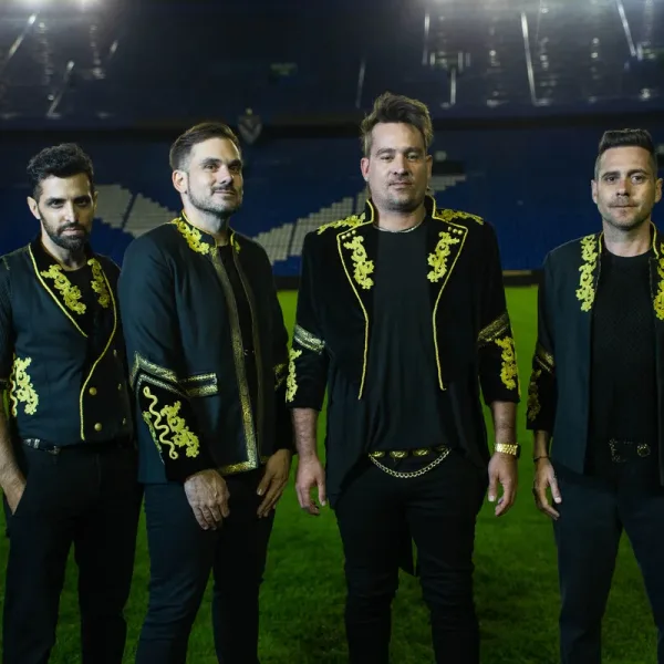 Con cuatro estadios agotados, Tan Biónica anunció un quinto show