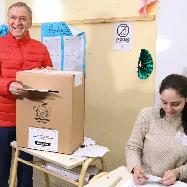 Elecciones 2023: Schiaretti llamó a "votar masivamente" 