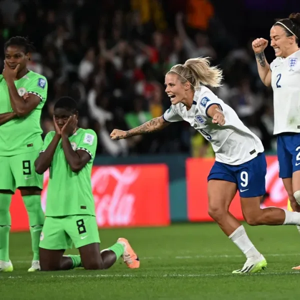 Mundial femenino: Inglaterra le ganó por penales a Nigeria y se metió en cuartos de final