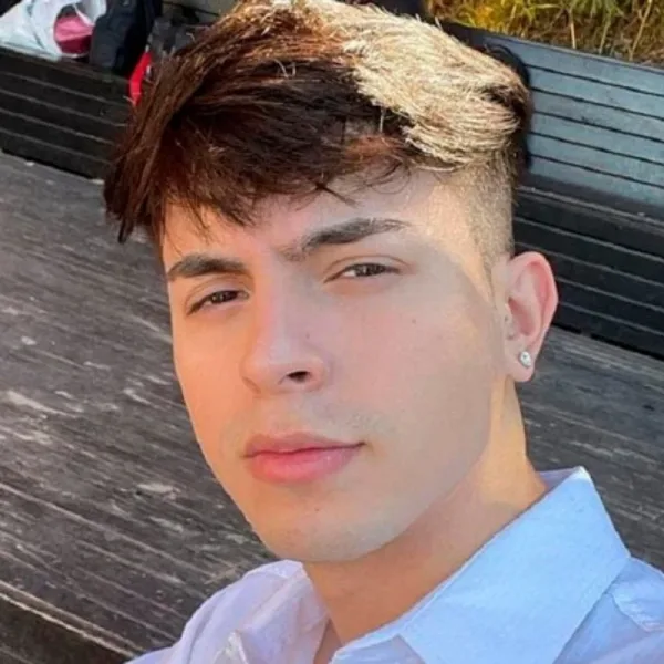 Rusherking sufrió el robo de su celular mientras hacía un challenge en la calle