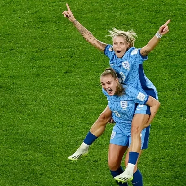 Inglaterra venció a Australia y jugará la final del Mundial femenino ante España