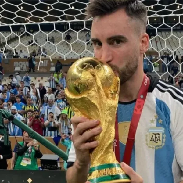 Nicolás Tagliafico está en los planes del Manchester United