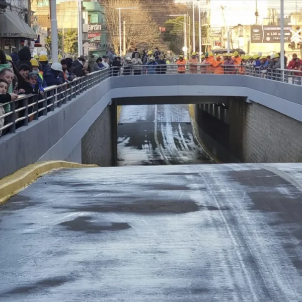 Lomas de Zamora: hicieron un túnel bajo el tren, pero se olvidaron la rampa de discapacitados