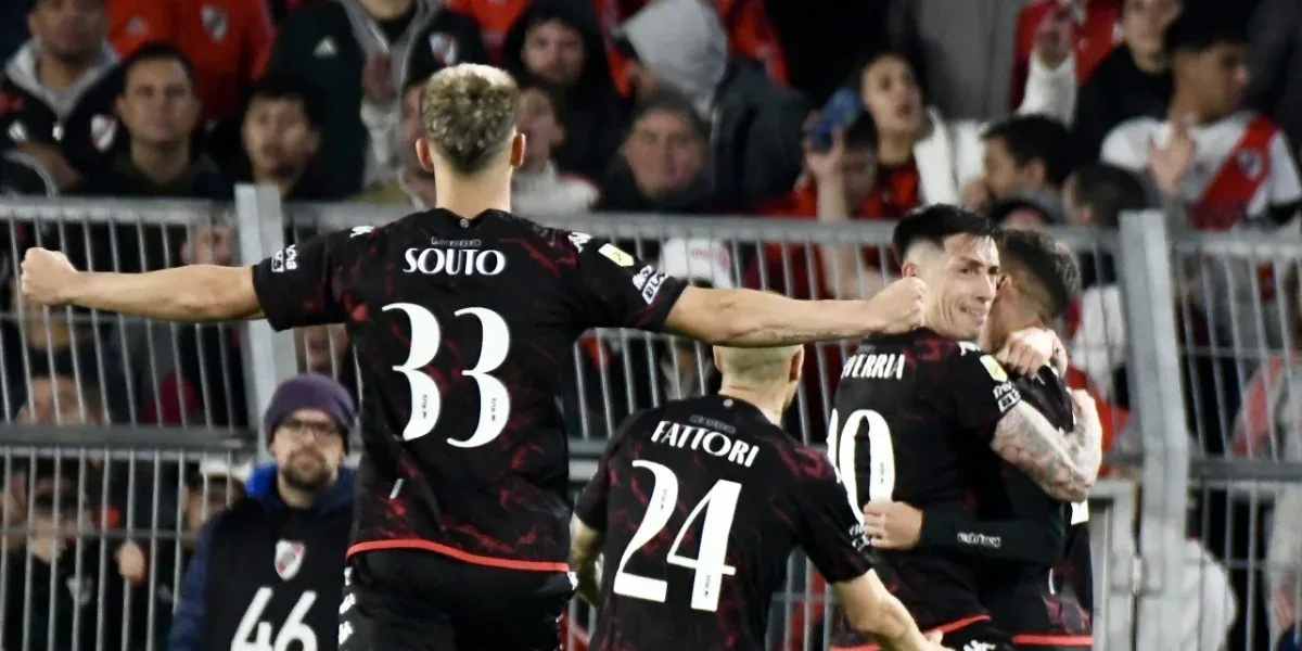 Huracán dio la sorpresa en el Monumental: venció a River y se alejó de ...