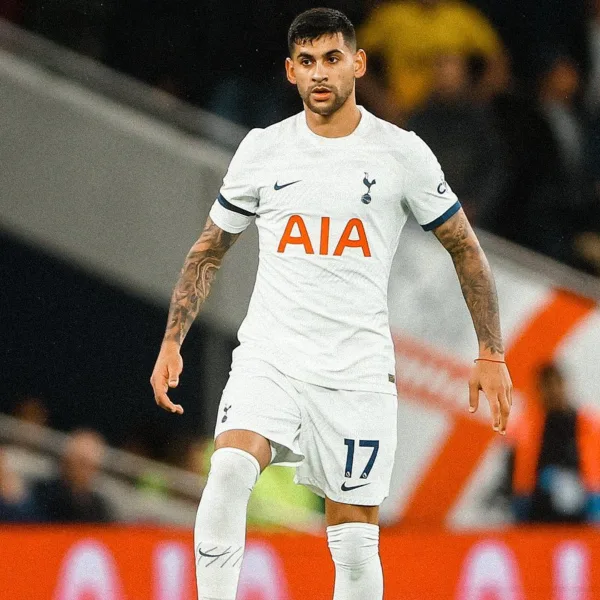 Victoria con sabor amargo para Tottenham: se lesionó Cuti Romero