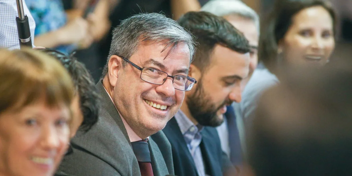 Germán Martínez pidió al Congreso rechazar el DNU 