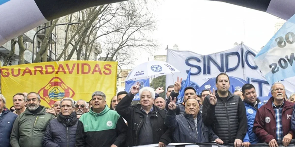 La CGT marcha contra el DNU de Milei | Filo News