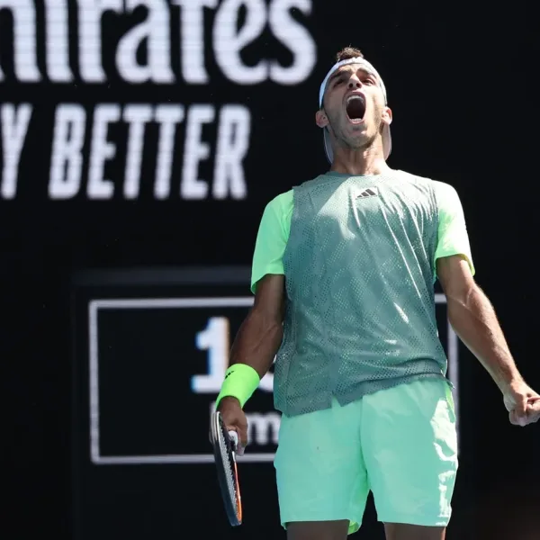 Triunfo y desahogo para Francisco Cerúndolo en el debut argentino en el Australian Open