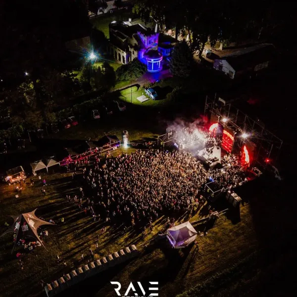DJ Korolova vuelve al Alto Valle y anuncia fecha en Fernandez Oro