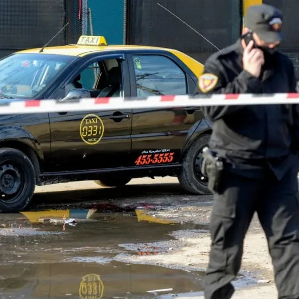 Rosario: Incendiaron un taxi en cercanías del lugar donde mataron a Diego Celentano