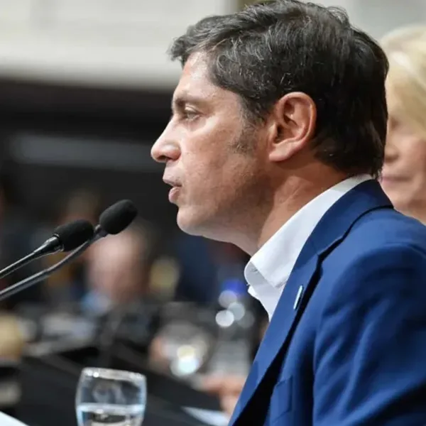 Kicillof acusó a Milei de "borrarse ante la epidemia de dengue más grave de la historia"